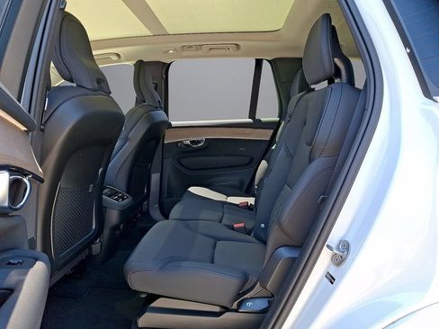 Certified 2025 Volvo XC90 B6 Plus AWD/4WD image 26