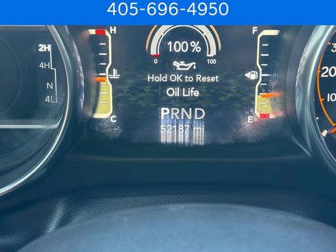 Used 2022 Jeep Wrangler Unlimited Sahara AWD/4WD image 24