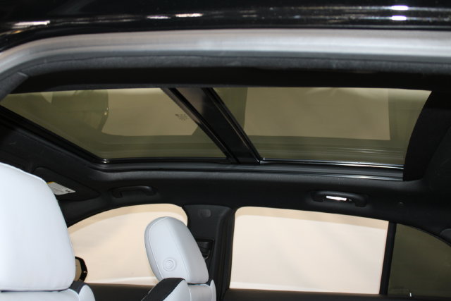 Used 2024 Cadillac XT4 Sport FWD image 10