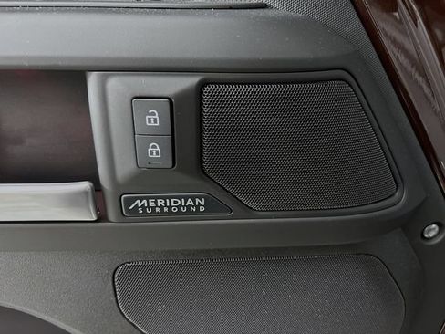 New 2026 Land Rover Defender 90 X-Dynamic SE AWD/4WD image 20
