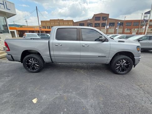 Used 2022 RAM 1500 Big Horn AWD/4WD image 8