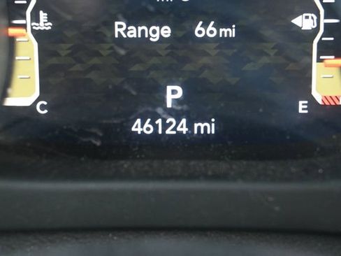 Used 2021 Jeep Gladiator Mojave image 16