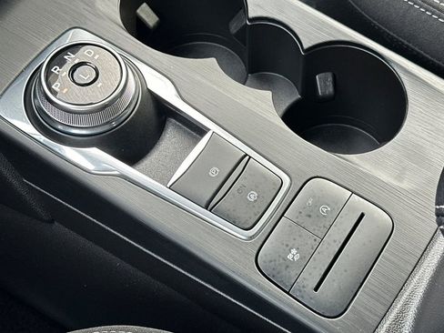 Certified 2025 Ford Escape Active image 19