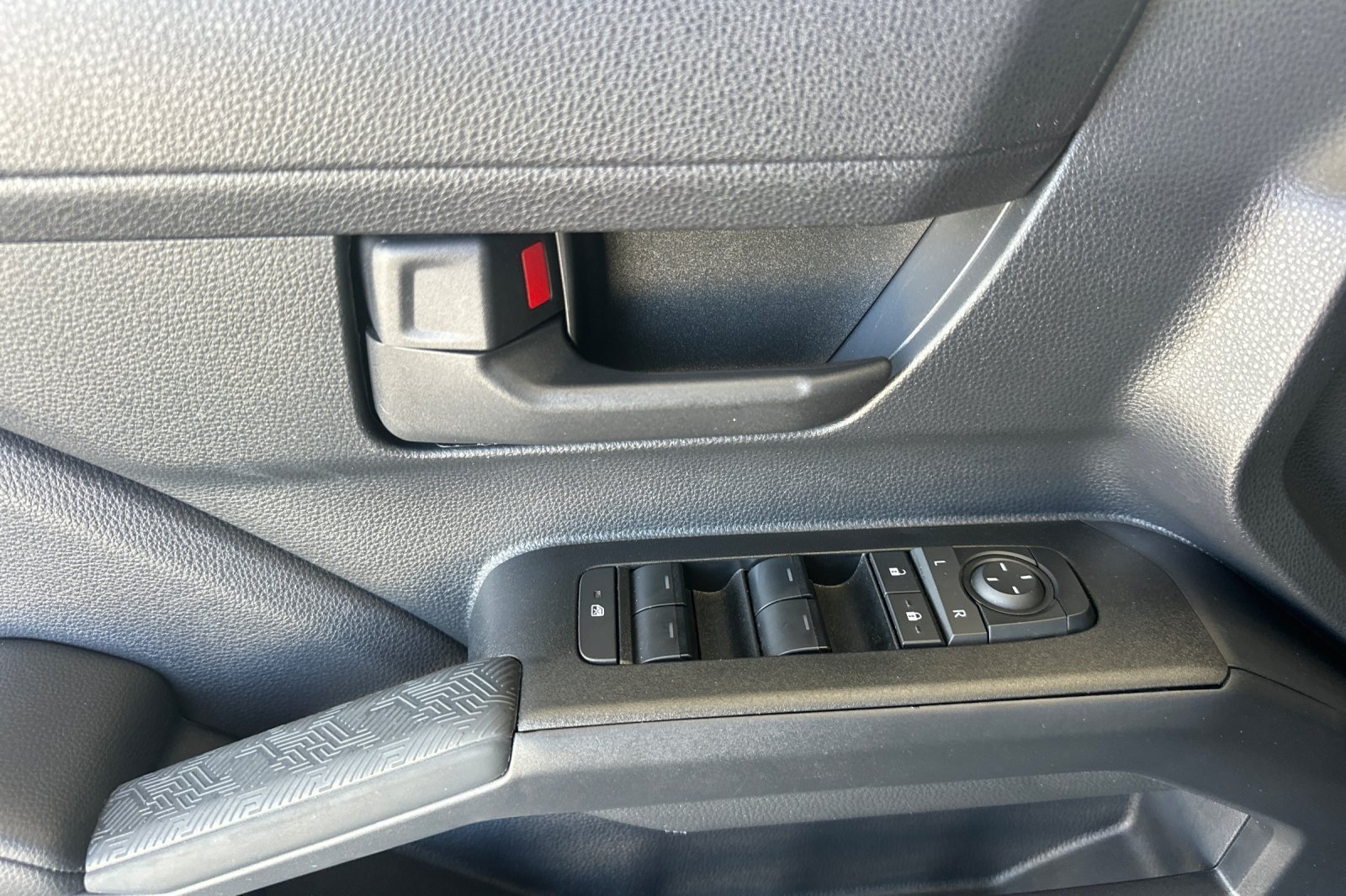 Certified 2025 Toyota 4Runner SR5 AWD/4WD image 10