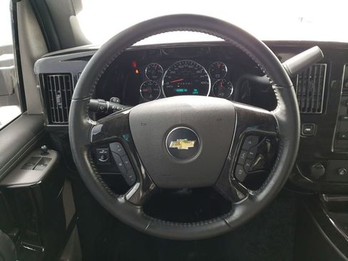 Used 2023 Chevrolet Express 2500 Extended image 15