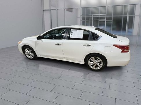 Used 2013 Nissan Altima 2.5 SV w/ 2.5SV Convenience Pkg FWD image 6