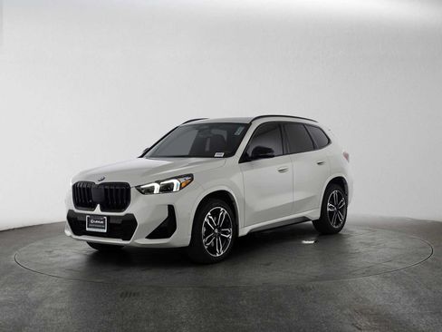Used 2023 BMW X1 xDrive28i w/ M Sport Package AWD/4WD image 7