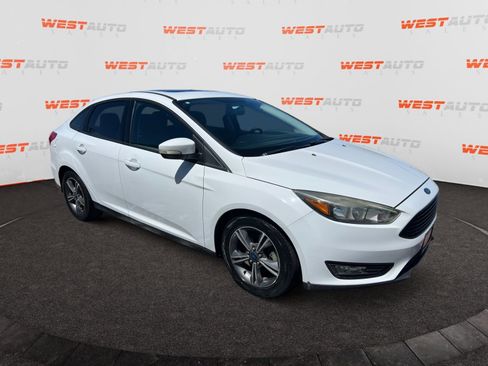 Used 2016 Ford Focus SE FWD image 7