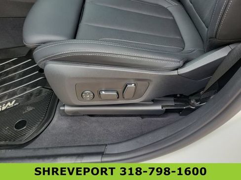 Used 2024 BMW X3 xDrive30i w/ Convenience Package w/ZPA AWD/4WD image 14