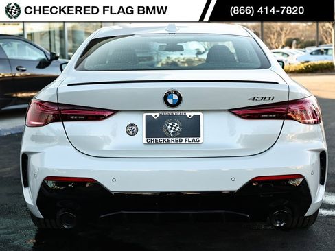Used 2025 BMW 430i Coupe w/ M Sport Package image 9