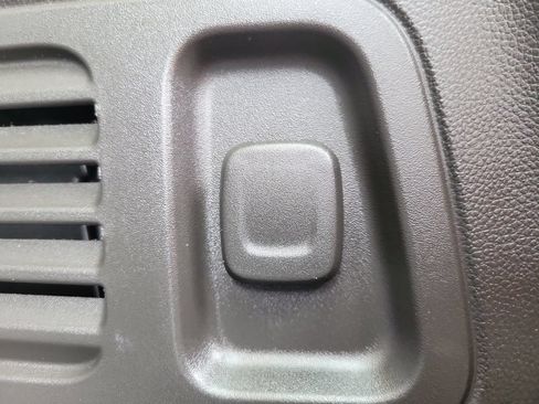 Used 2023 Buick Enclave Essence w/ LPO, Floor Liner Package FWD image 7