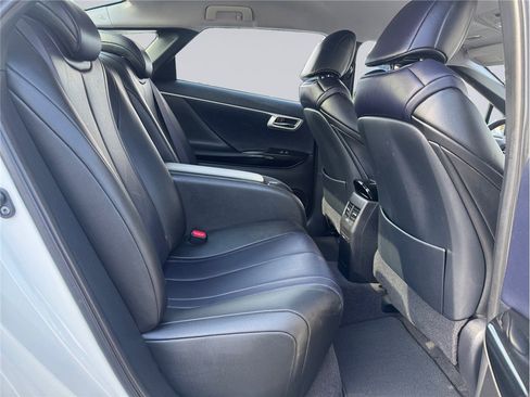 Used 2017 Toyota Mirai image 21