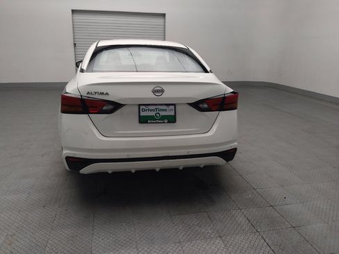 Used 2024 Nissan Altima 2.5 S FWD image 6