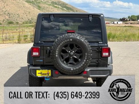 Used 2023 Jeep Wrangler Unlimited w/ Cold Weather Group AWD/4WD image 4
