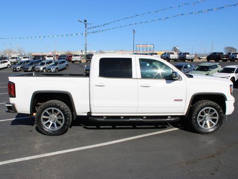 Used 2017 GMC Sierra 1500 SLT image 9