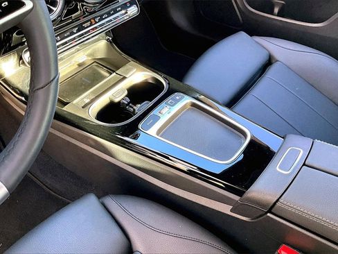 Used 2025 Mercedes-Benz CLA 250 4MATIC image 14