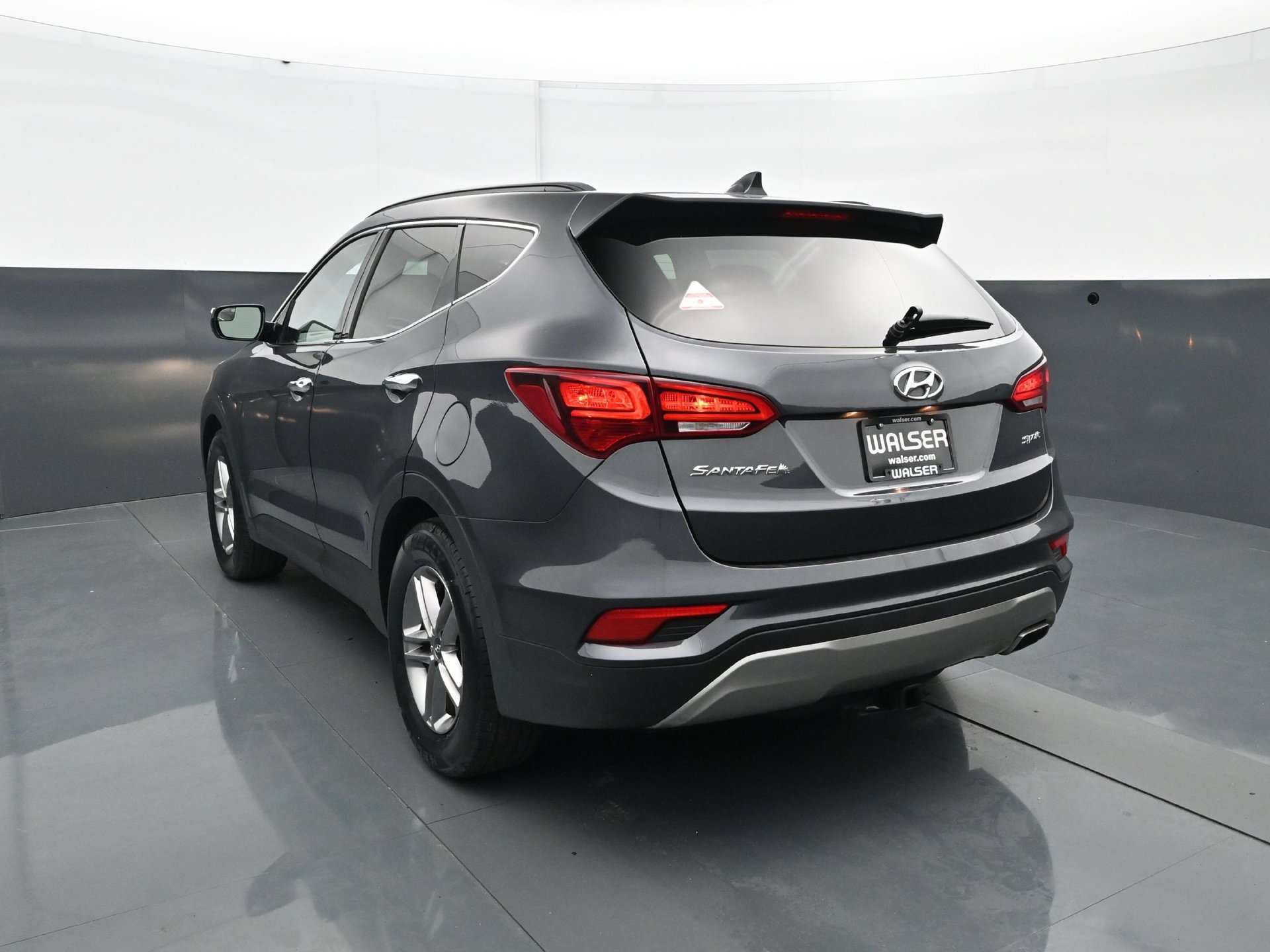 Used 2018 Hyundai Santa Fe Sport w/ 2.4L Value Package 02 FWD image 4