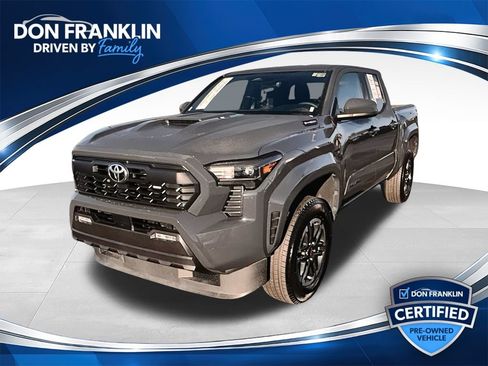 Used 2025 Toyota Tacoma TRD Sport AWD/4WD image 1