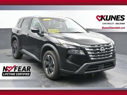 Used 2025 Nissan Rogue SV
