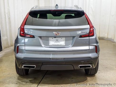 Used 2024 Cadillac XT4 Premium Luxury FWD image 8