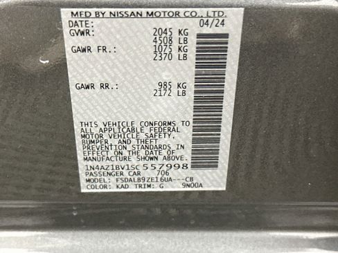 Used 2025 Nissan Leaf S FWD image 12