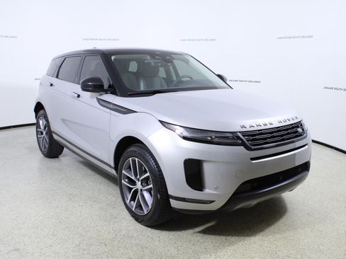 Used 2024 Land Rover Range Rover Evoque S AWD/4WD image 3