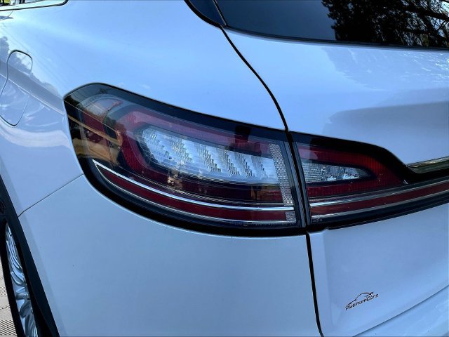 Used 2019 Lincoln Nautilus FWD image 24