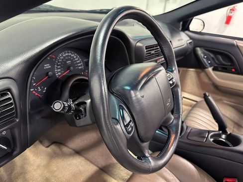Used 2002 Chevrolet Camaro Z28 w/ SS Performance/Appearance Pkg RWD image 64