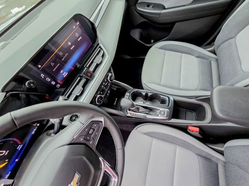 Used 2026 Chevrolet TrailBlazer LT w/ Convenience Package image 5