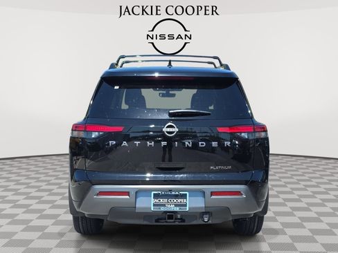 New 2026 Nissan Pathfinder Platinum FWD image 6
