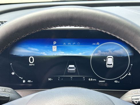 Used 2025 Kia Sportage SX AWD/4WD image 10