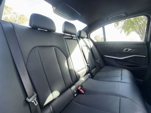 Used 2025 BMW 330i Sedan image 26