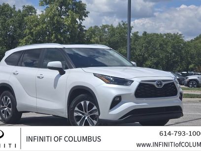 Used 2023 Toyota Highlander XLE