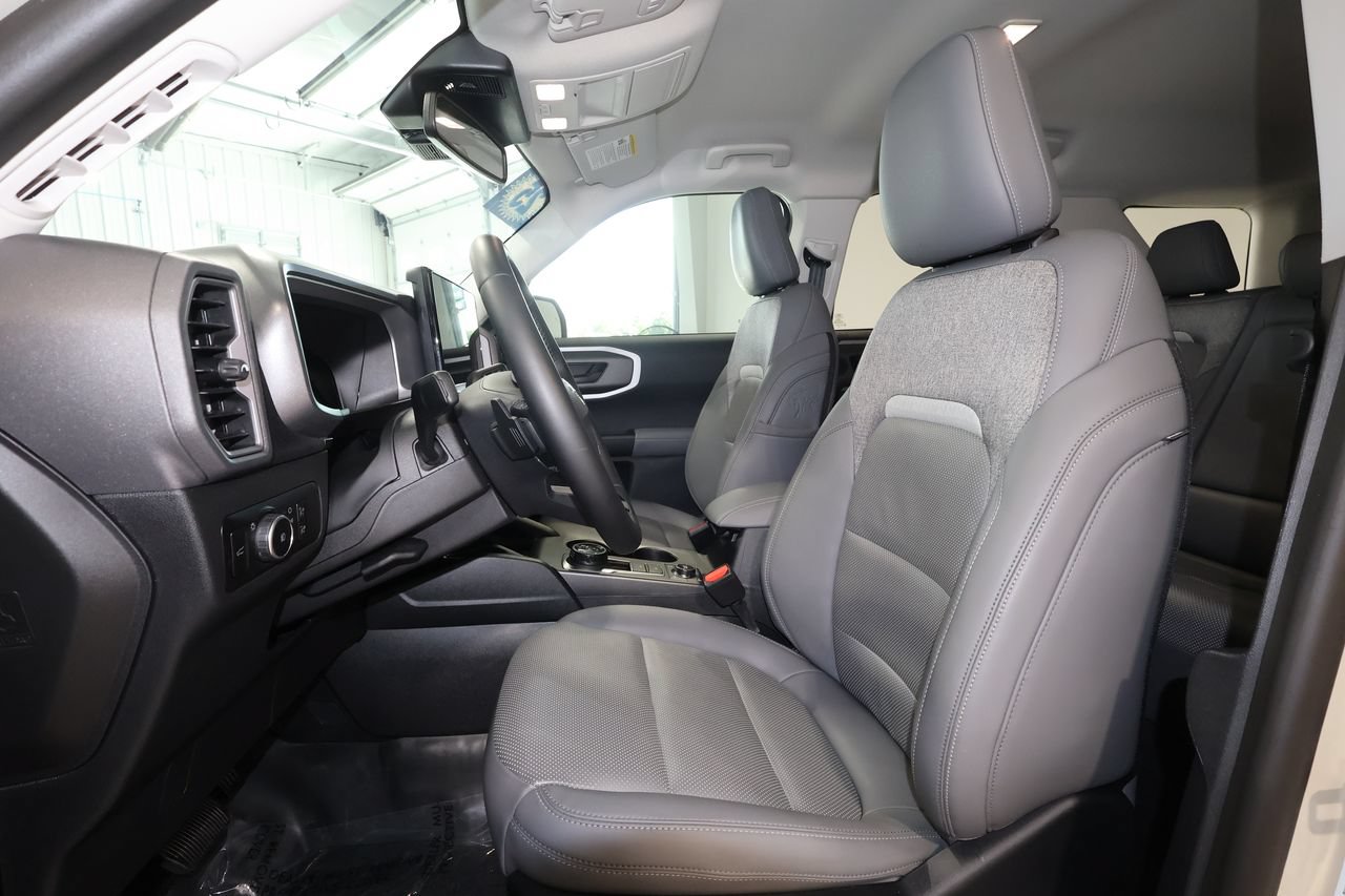 Used 2025 Ford Bronco Sport Badlands w/ Badlands Tech Package AWD/4WD image 23