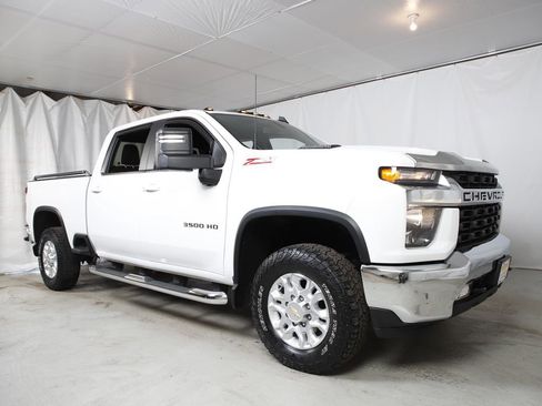 Used 2021 Chevrolet Silverado 3500 LT w/ Convenience Package image 21