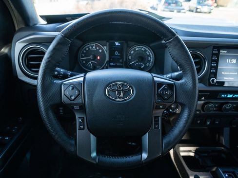 Used 2023 Toyota Tacoma TRD Sport image 19