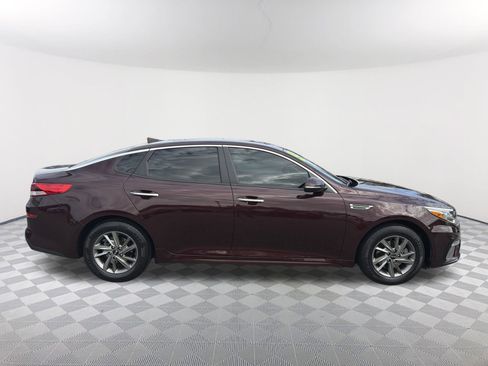 Used 2019 Kia Optima LX image 16