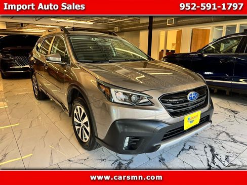 Used 2022 Subaru Outback Premium AWD/4WD image 1
