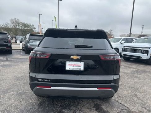 New 2026 Chevrolet Equinox LT image 4