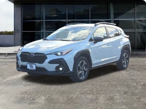 Certified 2025 Subaru Crosstrek 2.0i Premium w/ Crosstrek Mirror Package image 6