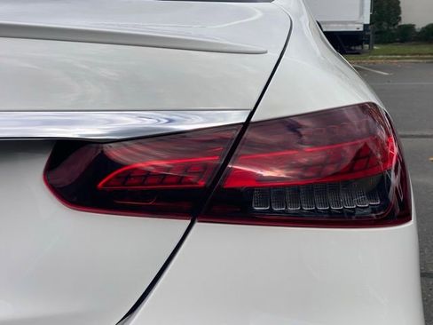 Used 2023 Mercedes-Benz E 350 4MATIC Sedan image 18