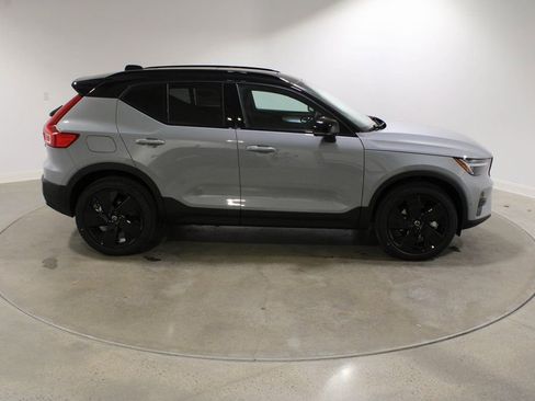 New 2026 Volvo XC40 B5 Ultra w/ Climate Package AWD/4WD image 6