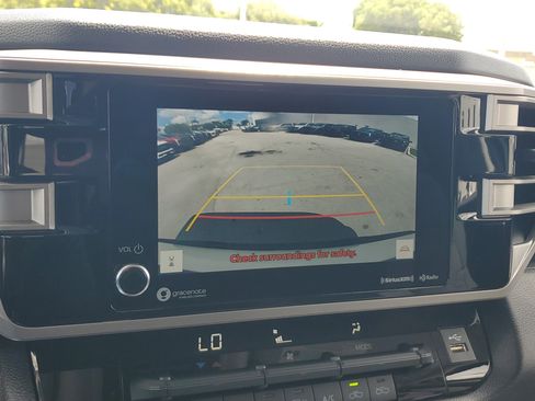 Used 2022 Toyota Tundra SR5 image 10