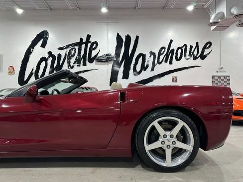 Used 2006 Chevrolet Corvette Convertible w/ Preferred Equipment Group image 7