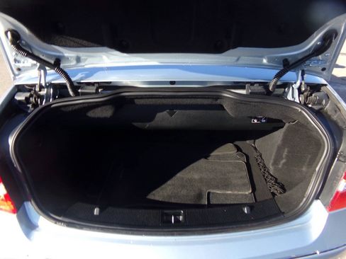 Used 2013 Mercedes-Benz E 350 Cabriolet w/ Premium 2 Pkg image 38