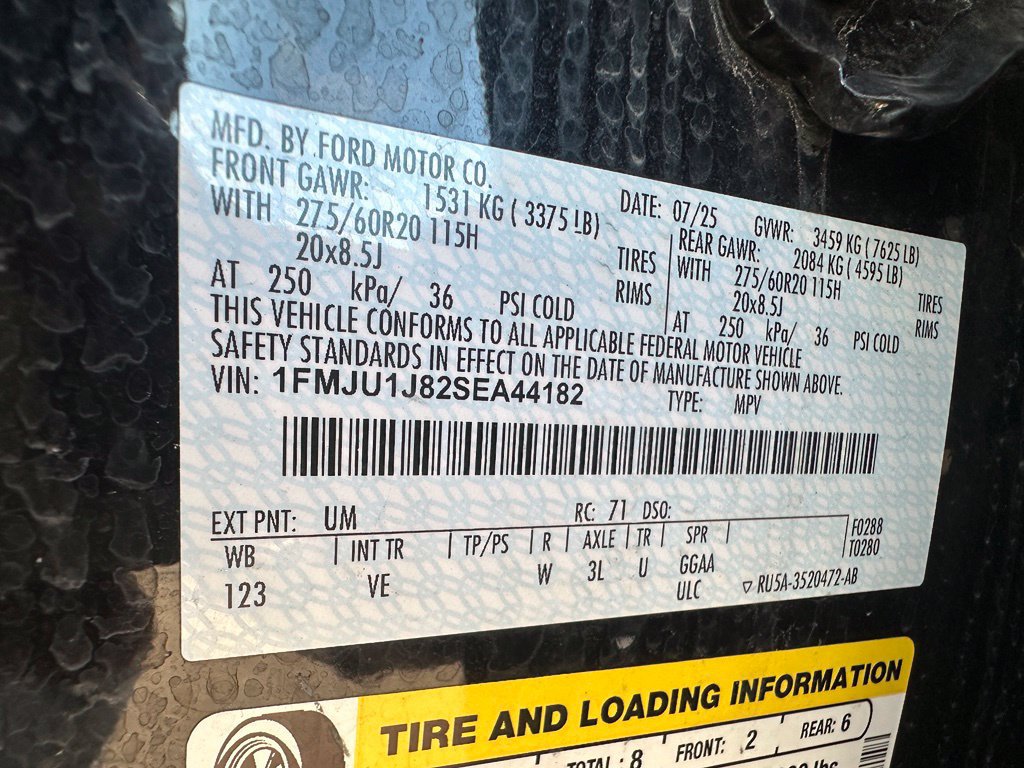 Used 2025 Ford Expedition Active AWD/4WD image 9