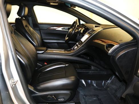 Used 2020 Lincoln MKZ Reserve w/ Elements Package FWD image 18