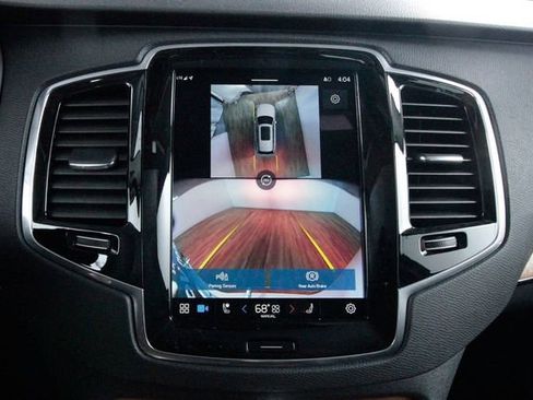 Certified 2025 Volvo XC90 B6 Plus w/ Protection Package Premier image 20