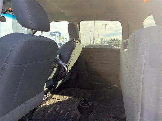 Used 2015 RAM 2500 Tradesman w/ Chrome Appearance Group AWD/4WD image 7