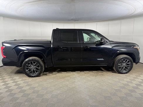 Used 2023 Toyota Tundra Platinum AWD/4WD image 16